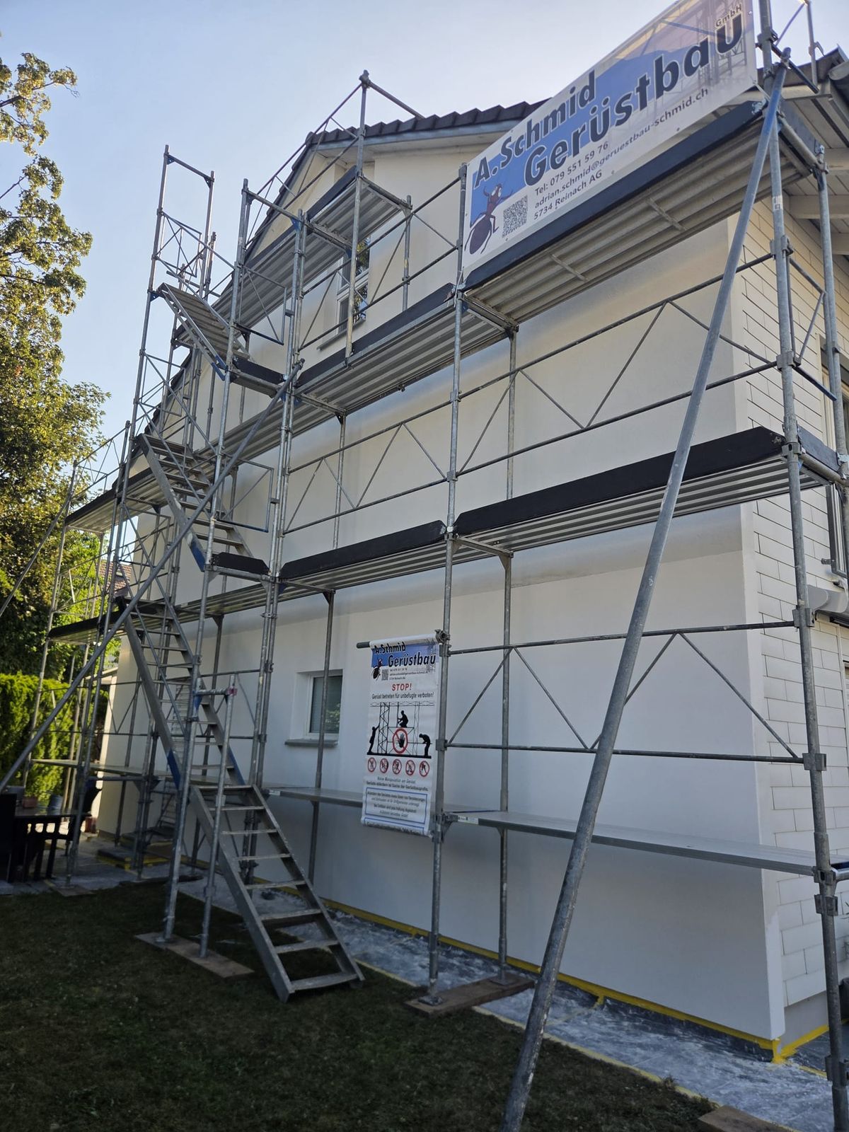 Malergerüst Wohlen – Referenz der A.Schmid Gerüstbau GmbH